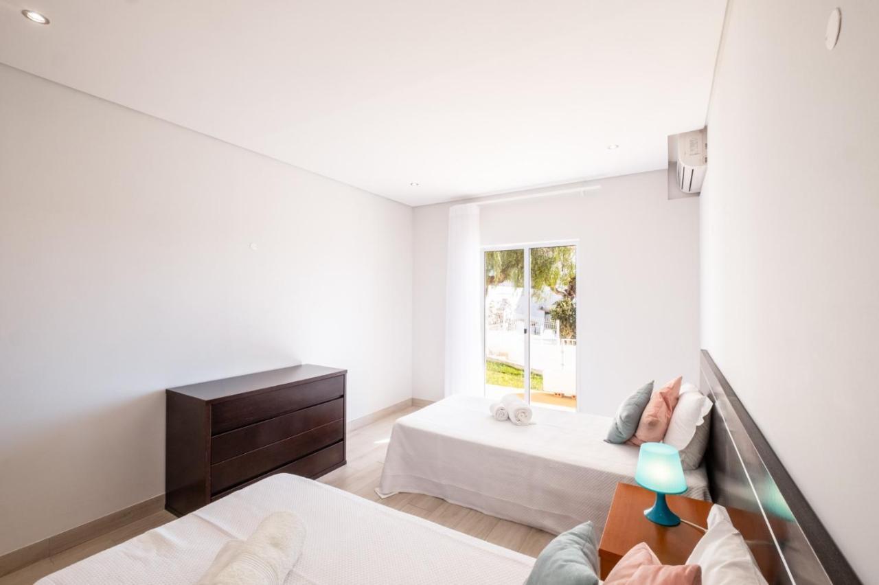 Villa Kevin By Atlantic Places Albufeira Exterior foto